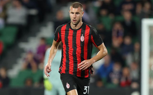 亚博app-赛后AC米兰备战意甲，状态回暖细节曝光，赛场秩序良好，赛程密集仍需轮换的简单介绍-亚博app